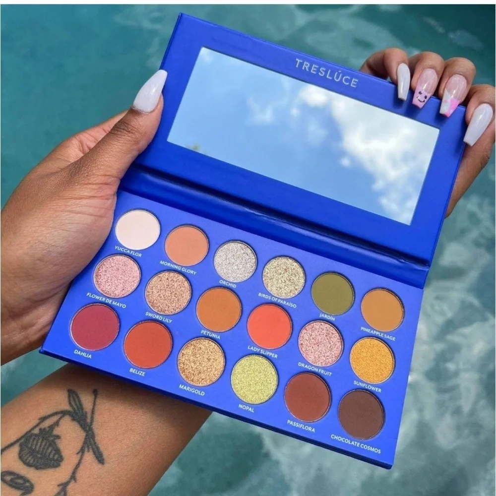 🌿 Treslúce Beauty La Flor de México Shadow Palette